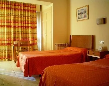 Residencia Bristol فندق بينايدورم