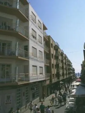 Residencia Bristol Отель *